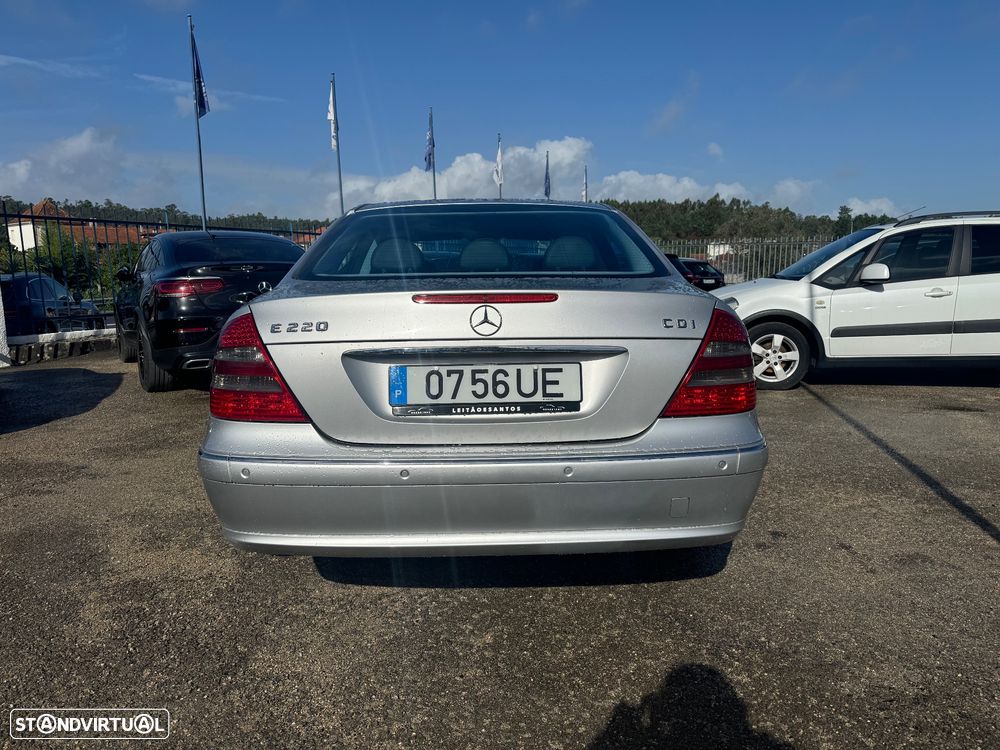 Mercedes-Benz E 220 CDi Avantgarde - 7