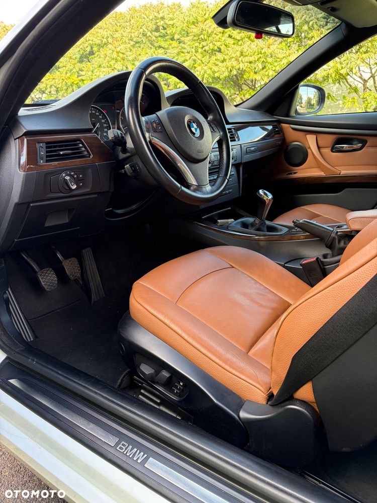 BMW Seria 3 320i Edition Exclusive - 10