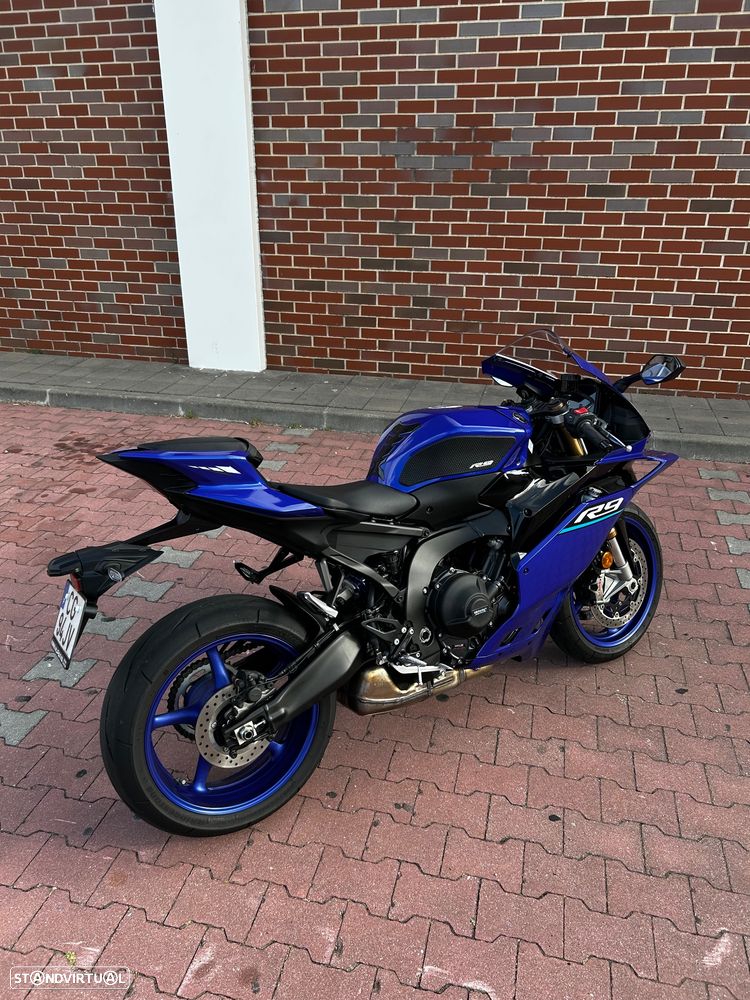 Yamaha YZF R9 - 13