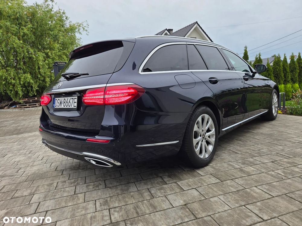 Mercedes-Benz Klasa E 220 d 9G-TRONIC Exclusive - 33