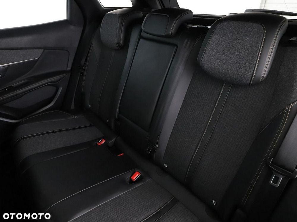 Peugeot 3008 2.0 BlueHDi Allure S&S - 18