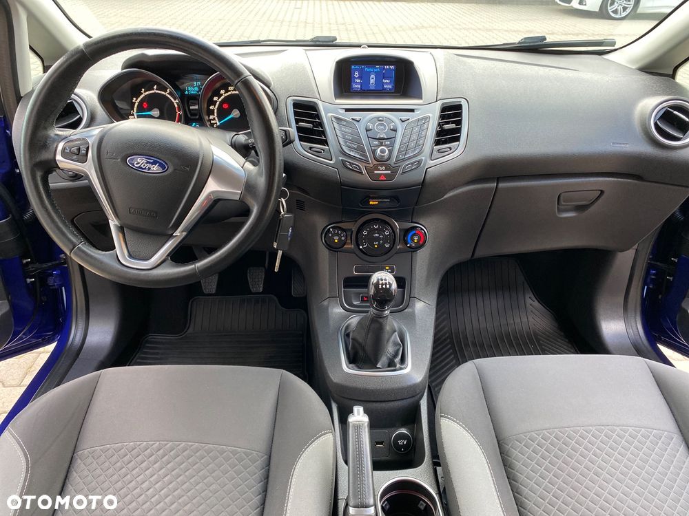 Ford Fiesta 1.25 Titanium EU5 - 13