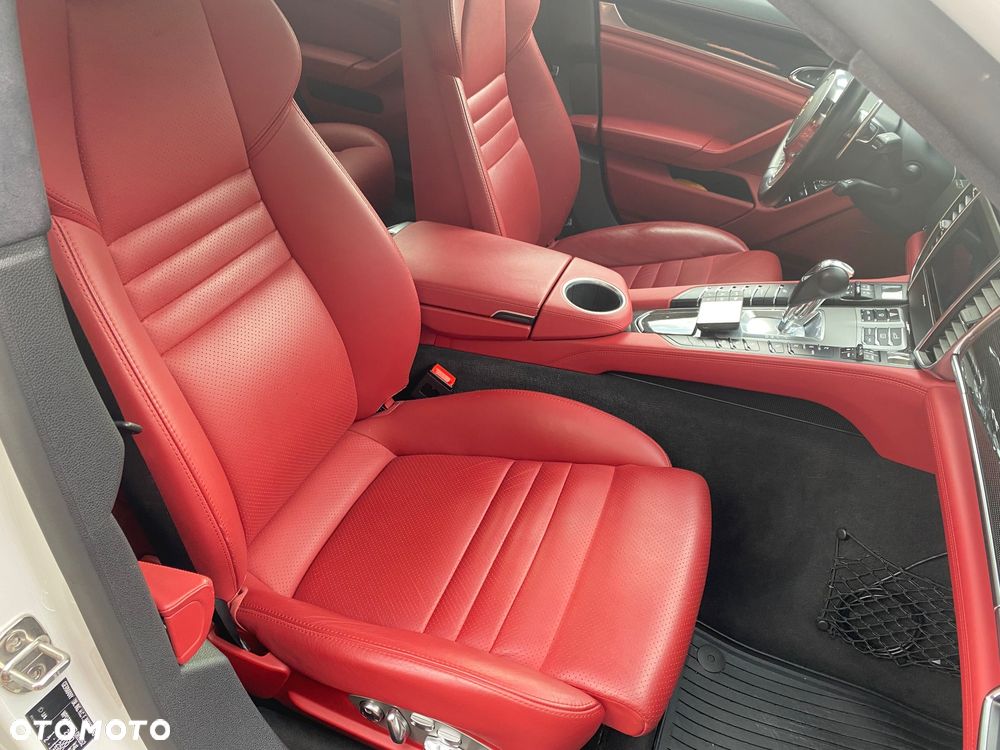 Porsche Panamera - 13