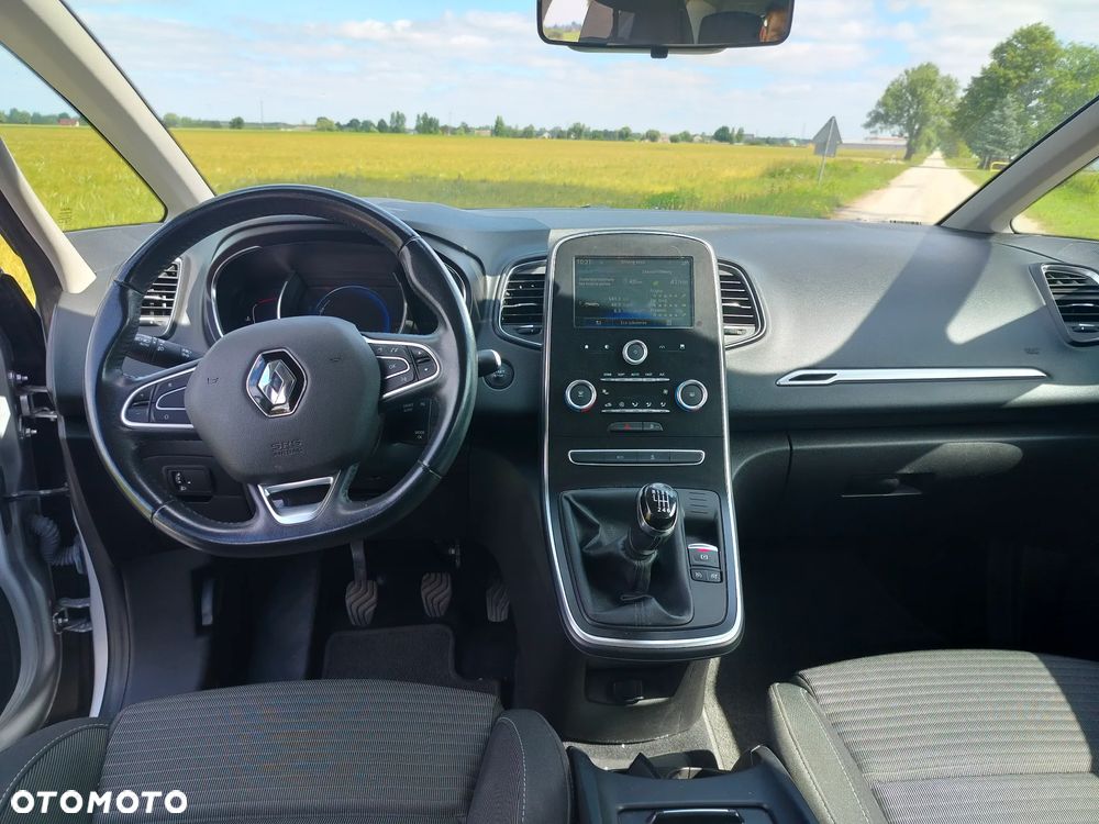 Renault Scenic 1.5 dCi Limited - 8