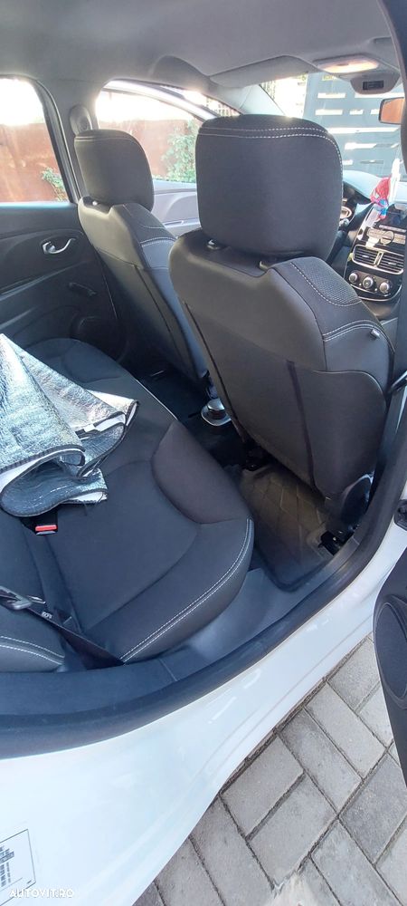 Renault Clio - 6