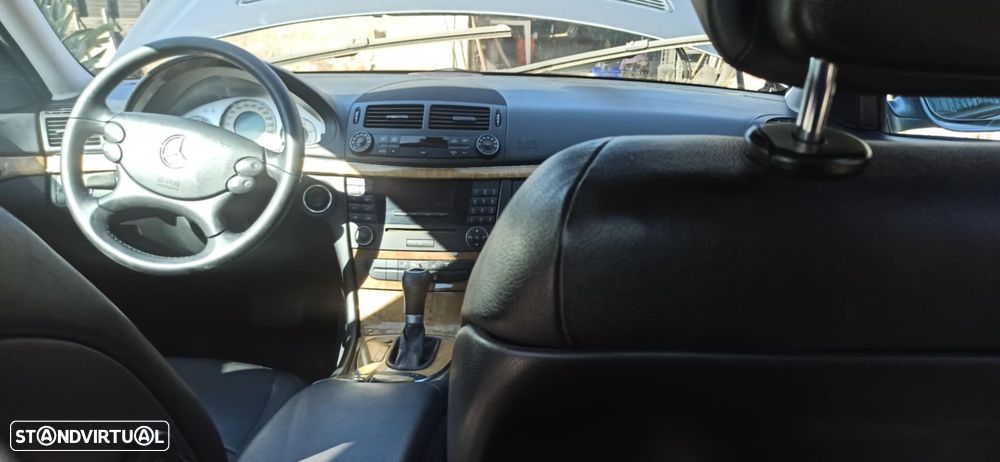Mercedes-Benz E 220 CDI Executive II Aut. - 4