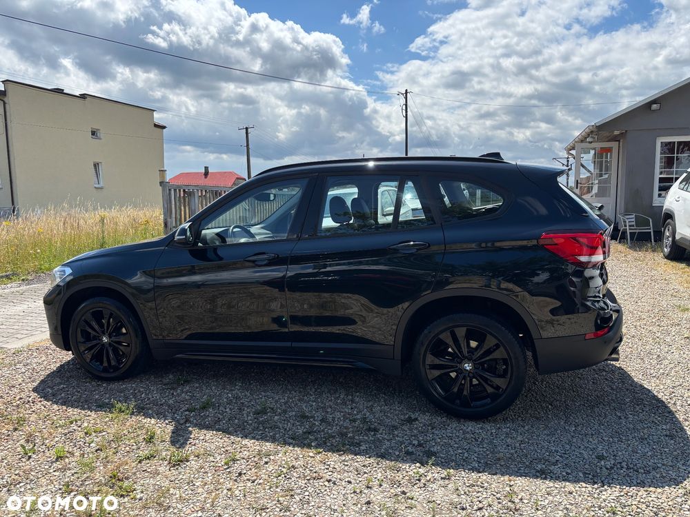 BMW X1 sDrive18i Sport Line - 10