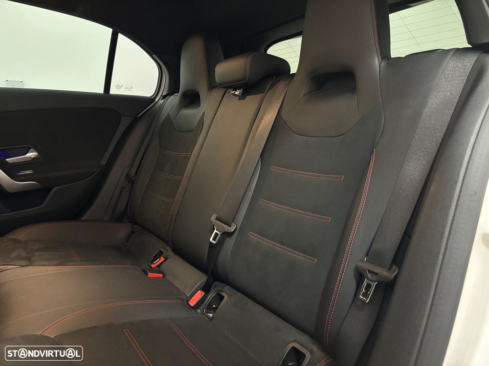 Mercedes-Benz A 250 e AMG Line - 15