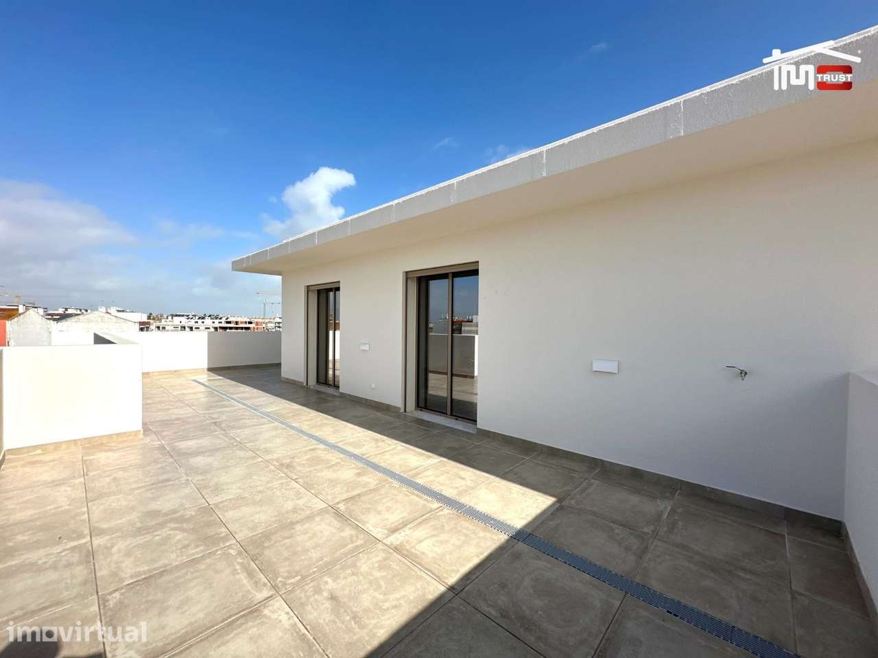 Incrivel Duplex com 292m2 - Grande imagem: 3/36