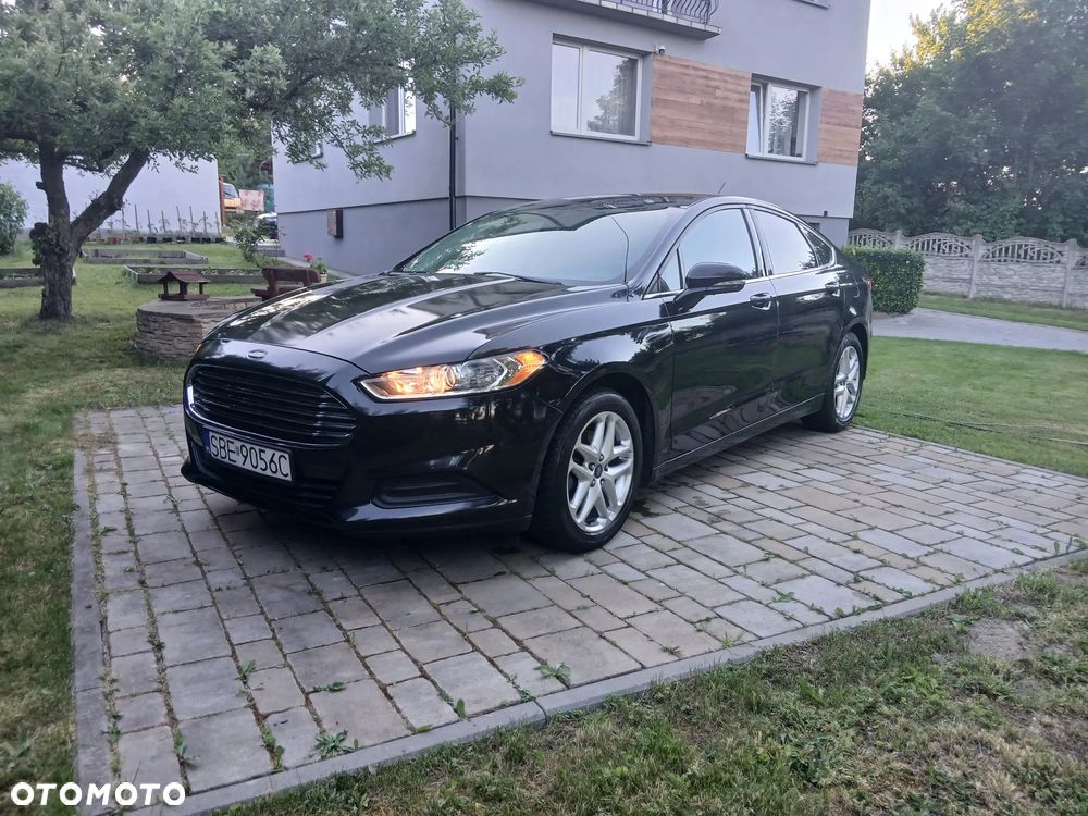 Ford Fusion - 4