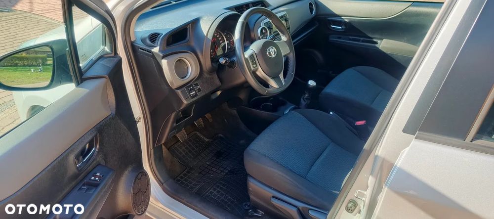 Toyota Yaris 1.0 Active - 14