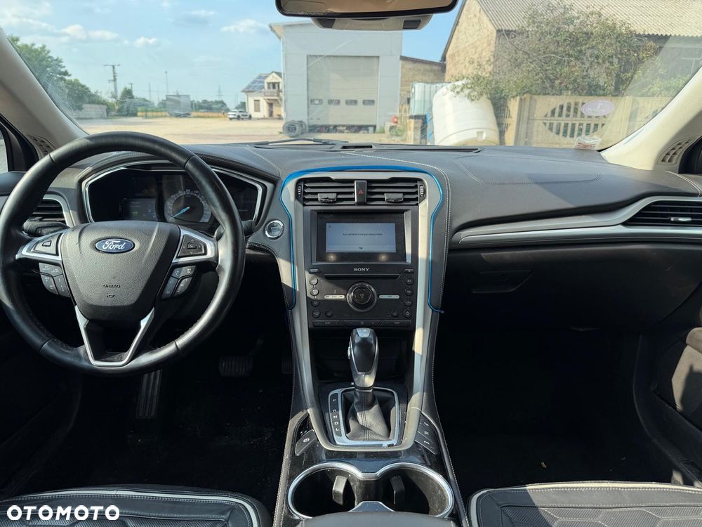 Ford Mondeo 2.0 Hybrid Vignale - 14