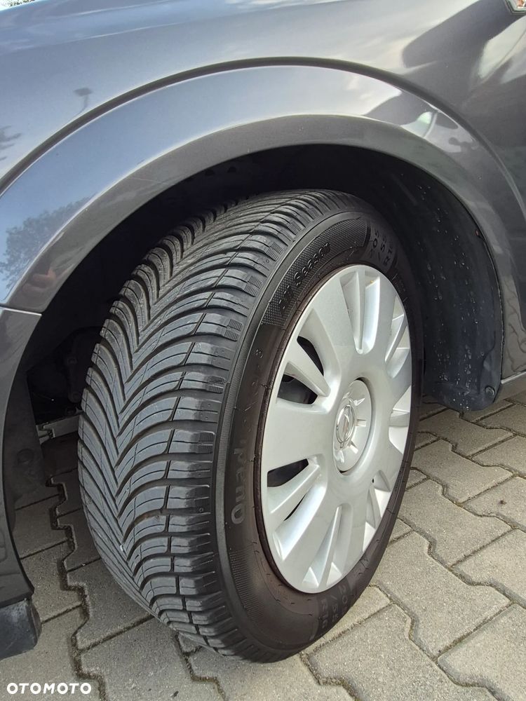 Opel Astra 1.4 111 - 17