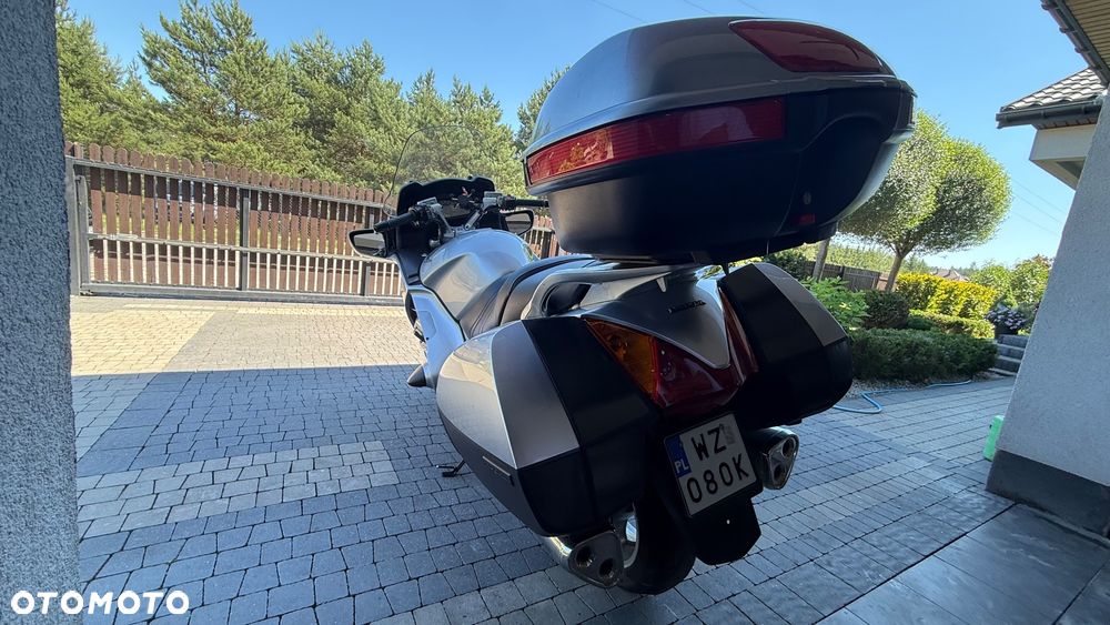 Honda ST - 11