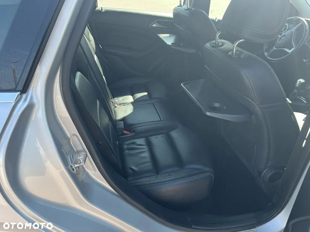 Mercedes-Benz Klasa B 180 CDI - 10