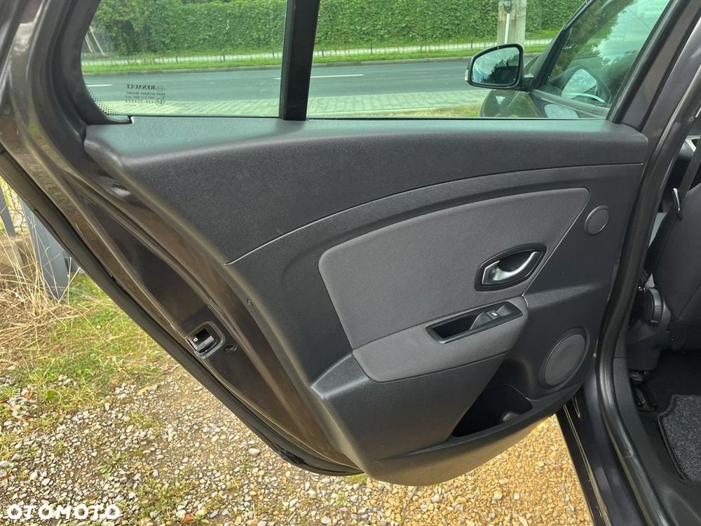 Renault Megane - 23