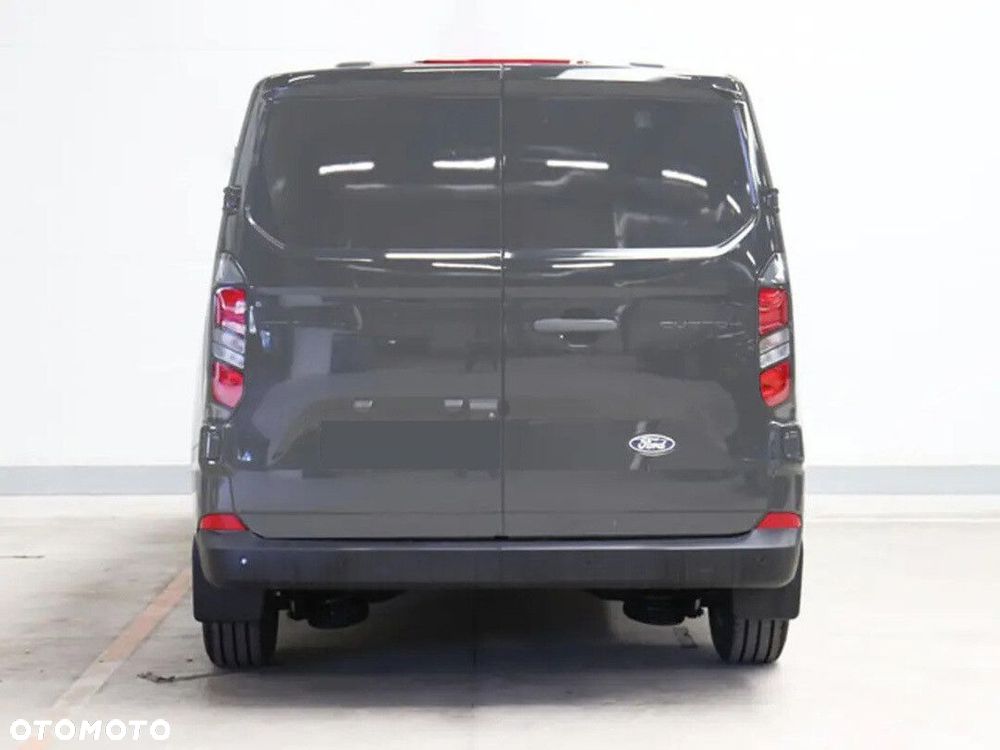 Ford transit-custom FORD TRANSIT CUSTOM VAN TREND L2 2.5 PHEV 232KM CVT FWD - 5