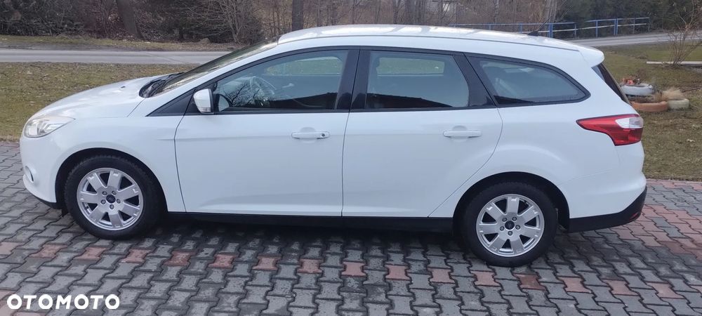 Ford Focus 1.6 TDCi DPF Trend - 6