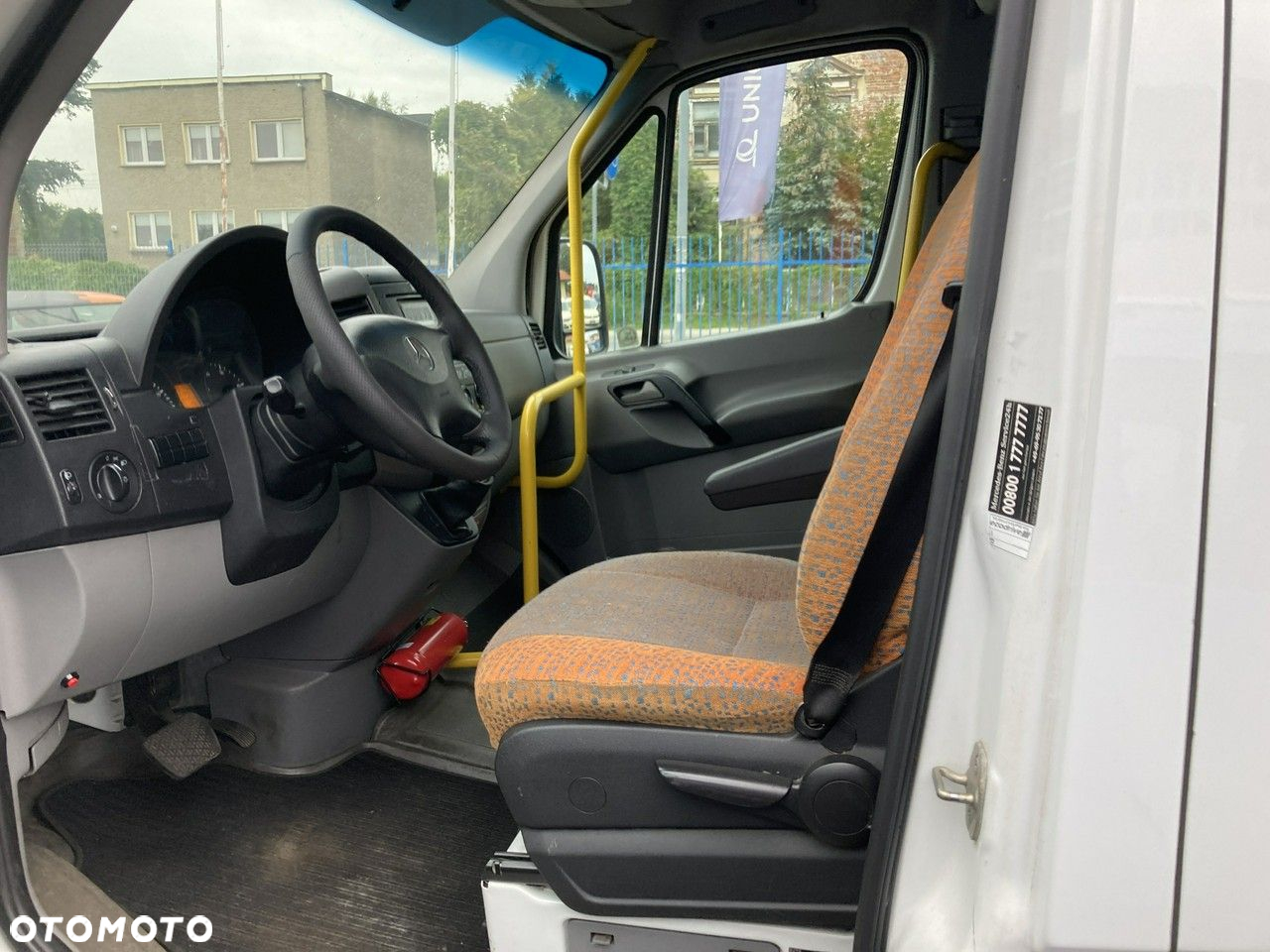 Mercedes-Benz Sprinter - 33