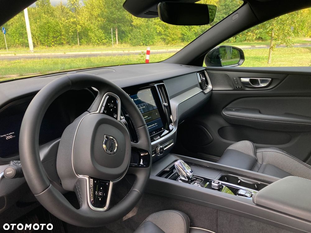Volvo S60 B4 B Plus Dark - 18