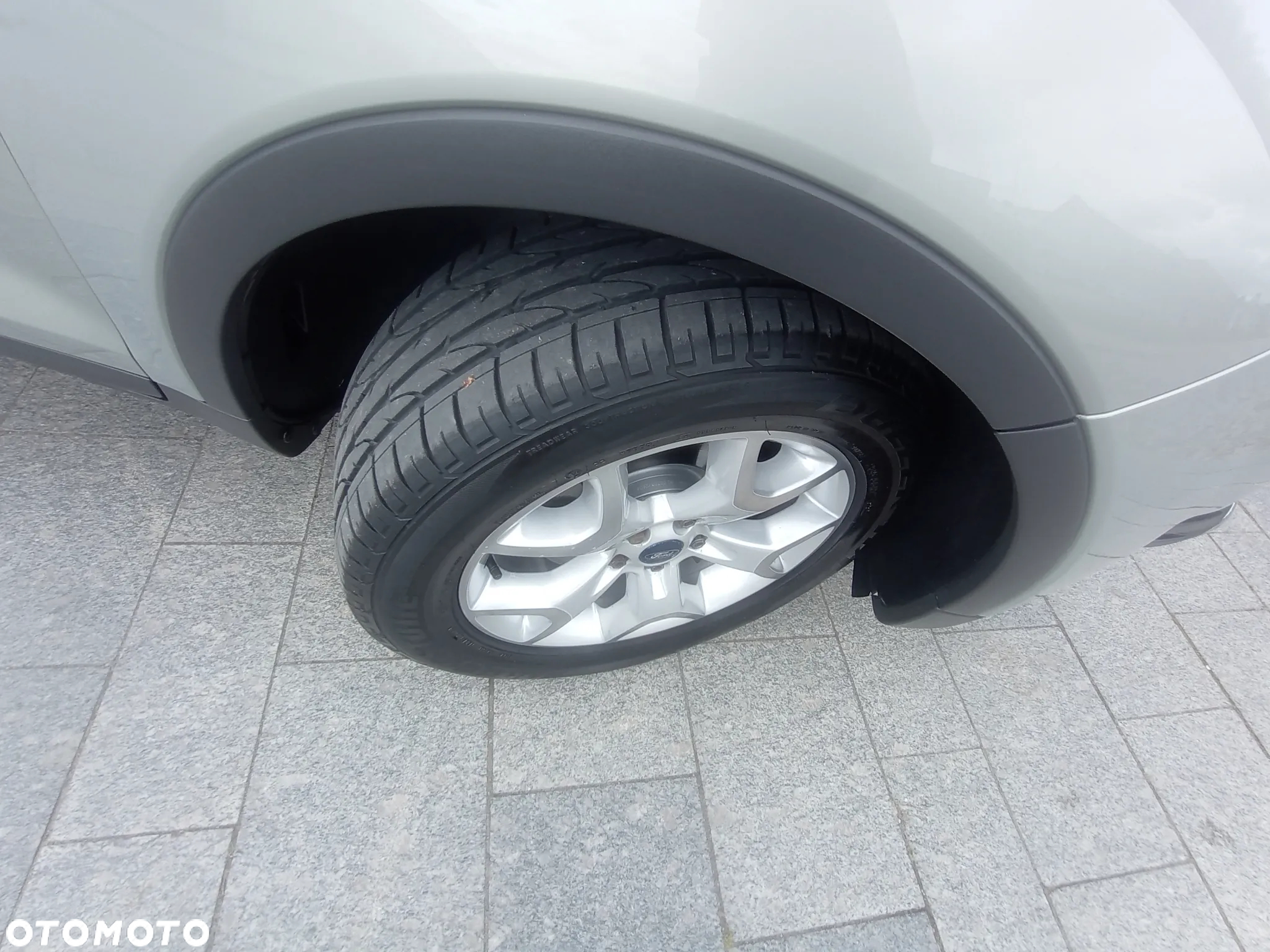 Ford Kuga 2.0 TDCi 4x4 Titanium - 27