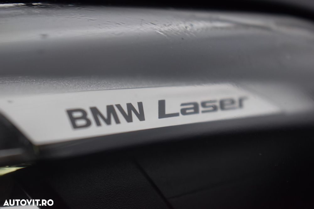 BMW Seria 7 740Ld xDrive MHEV - 32