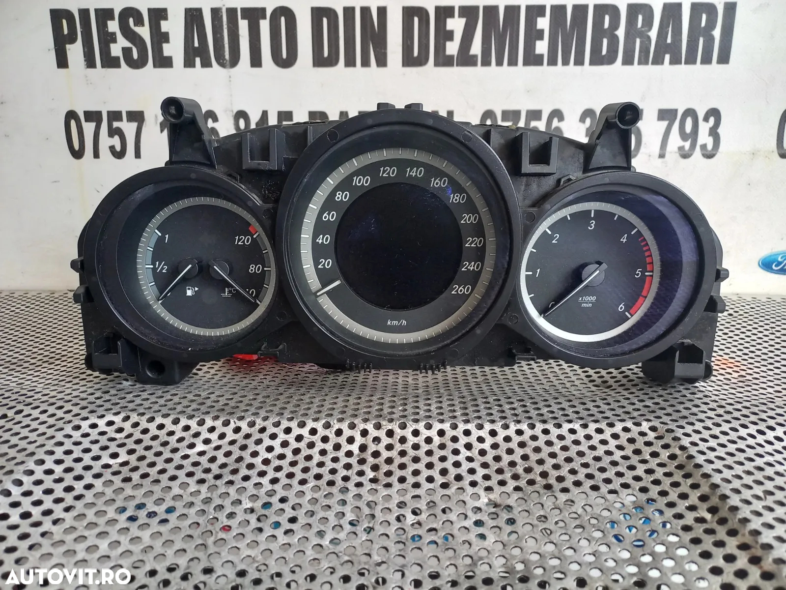 Ceasuri Bord Mercedes C Class W204 2.2 Cdi Motor 651 Volan Stanga Europa Cod A - 2
