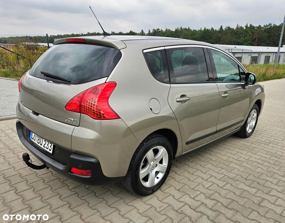 Peugeot 3008 2.0 HDi Premium+ - 19