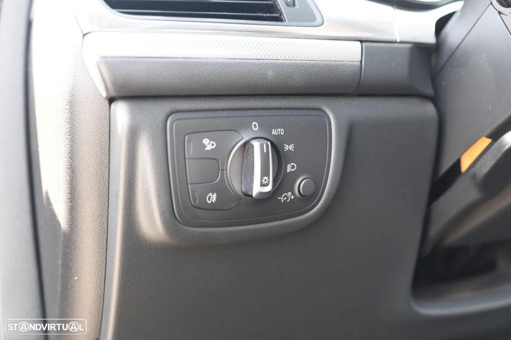 Audi A6 Avant 2.0 TDi Advance Multitronic - 19