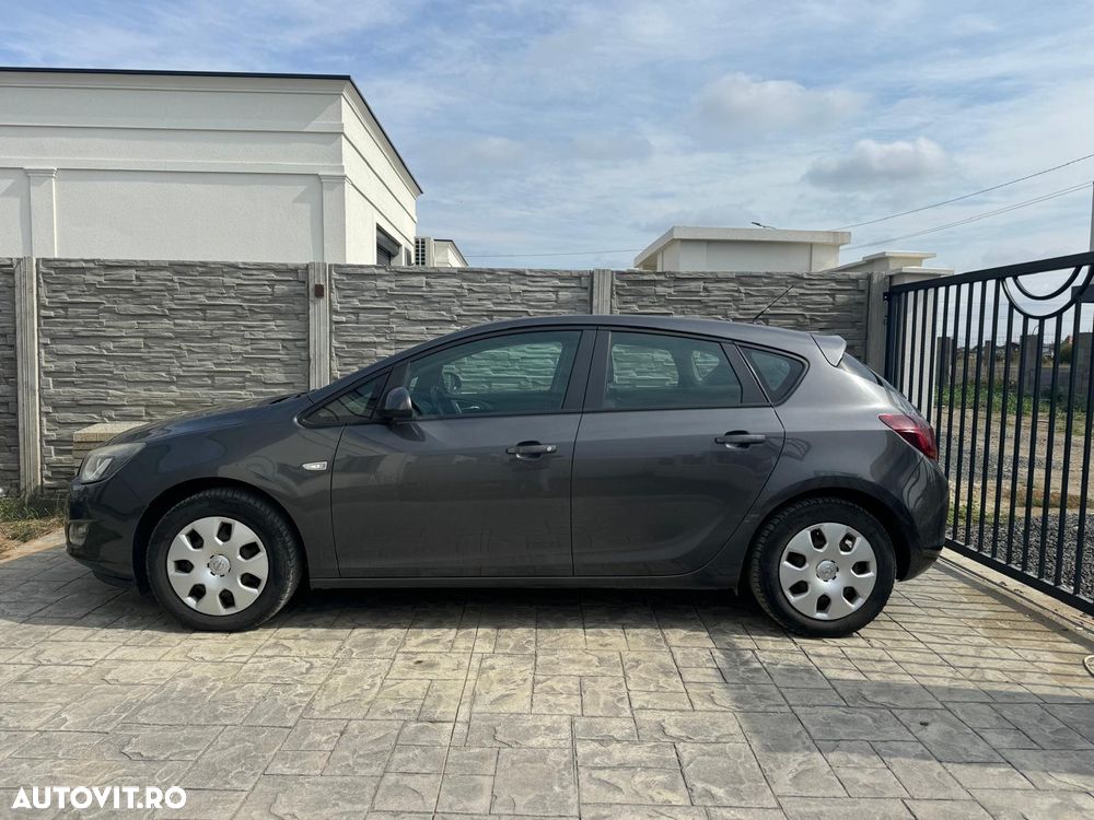 Opel Astra - 2