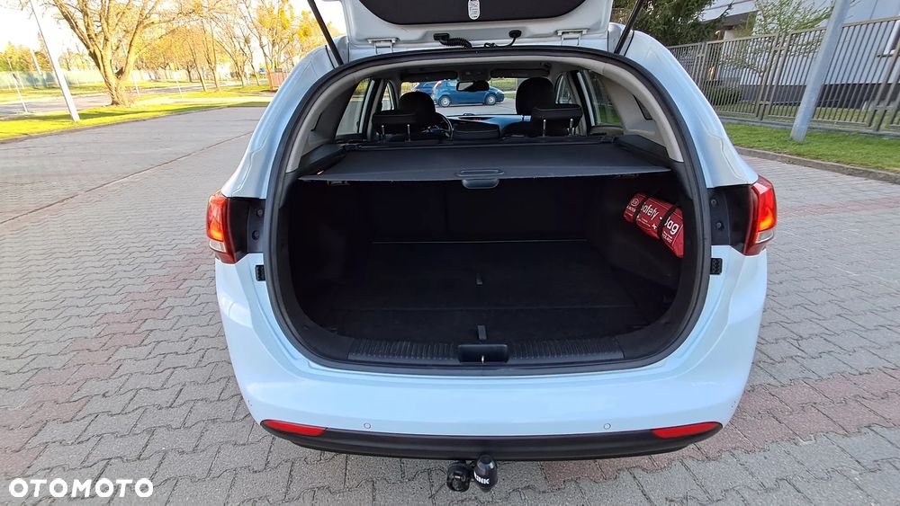 Kia Ceed 1.6 CRDi GT Line - 11