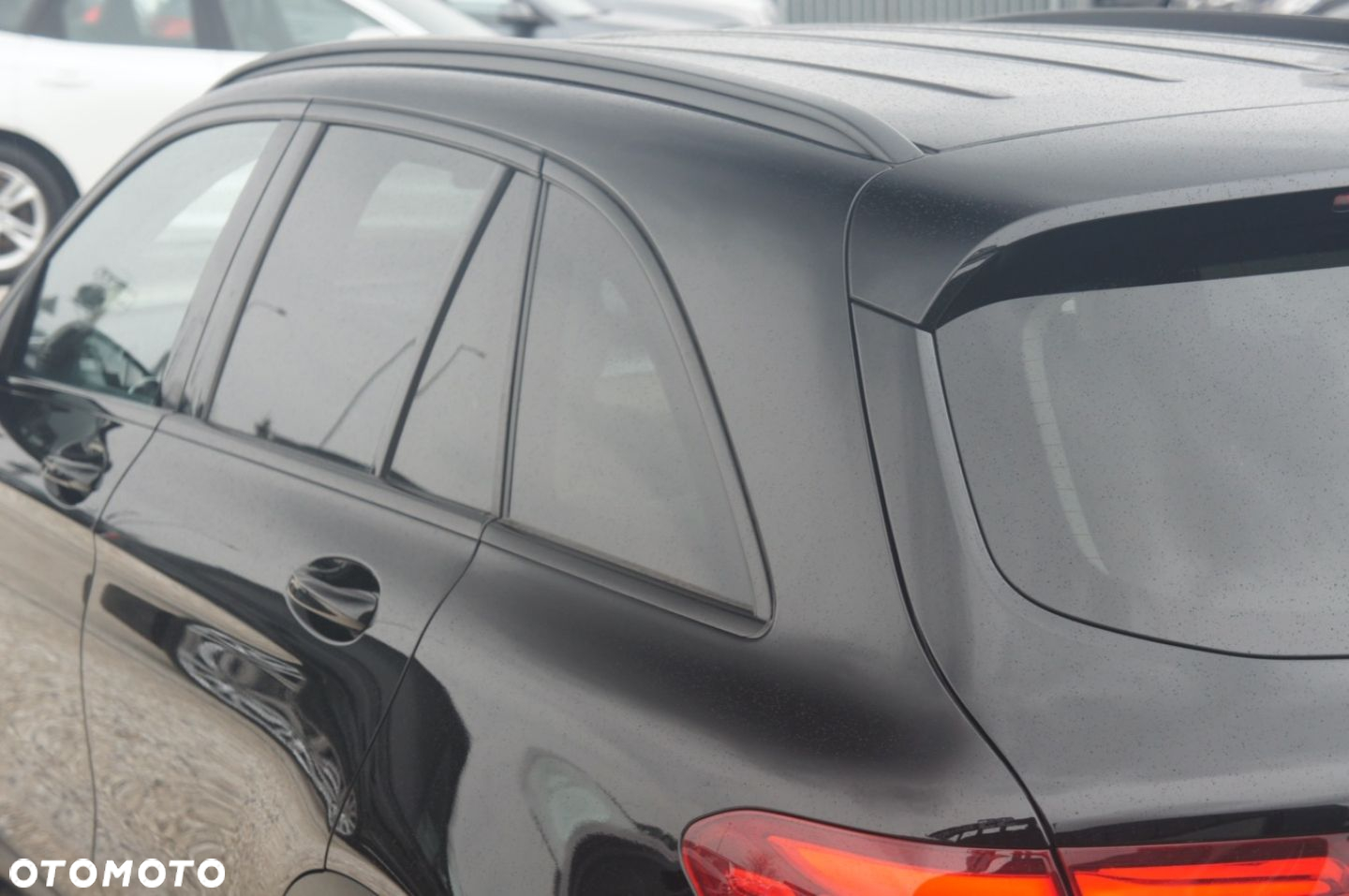 Mercedes-Benz GLC - 28