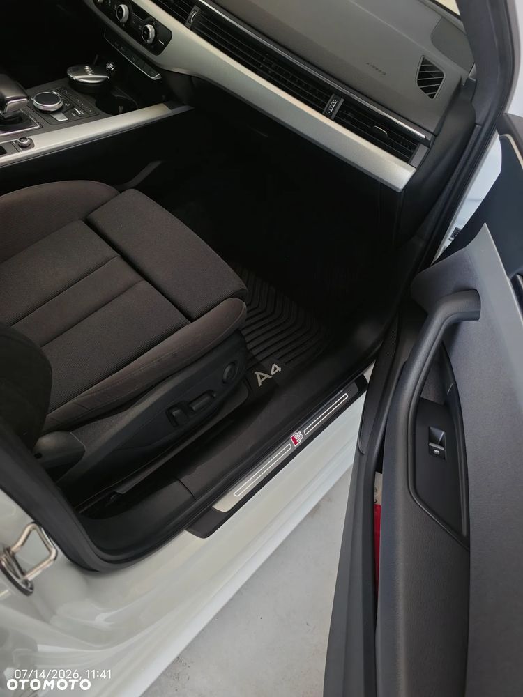 Audi A4 Avant 2.0 TDI S tronic - 13