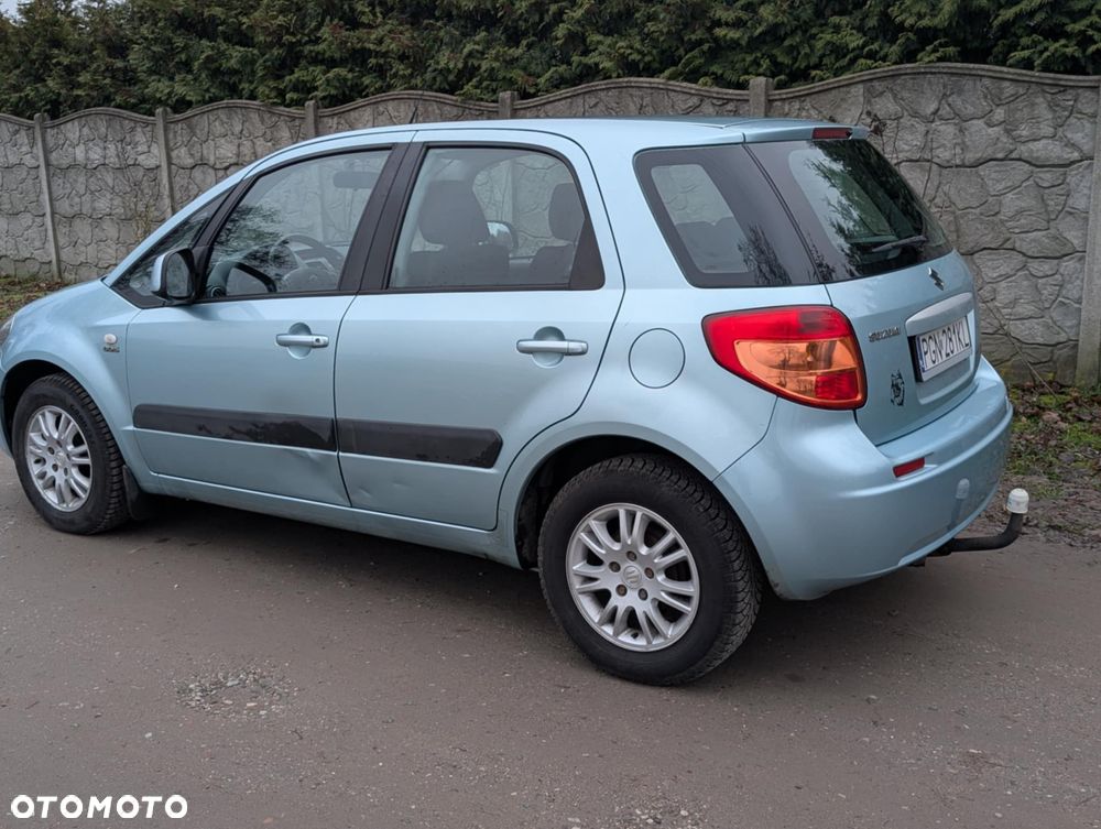 Suzuki SX4 1.9 DDiS DPF 4x2 Comfort - 5
