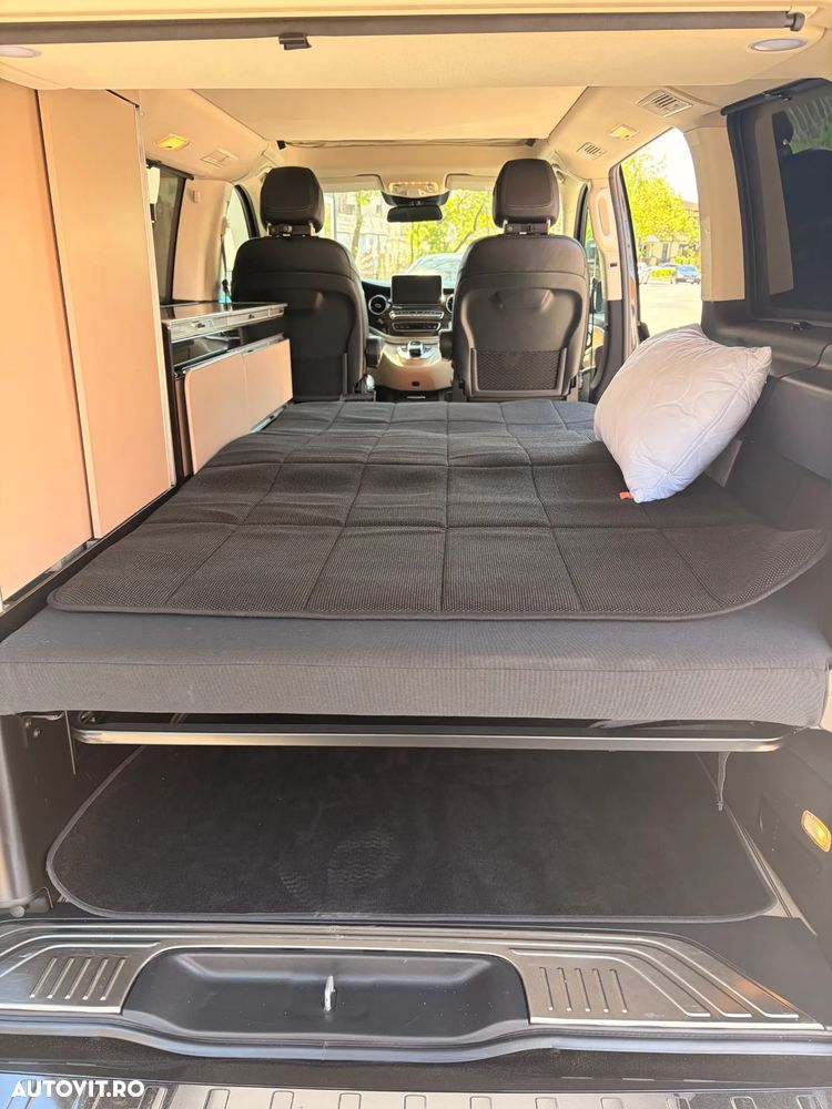 Mercedes-Benz V - 12