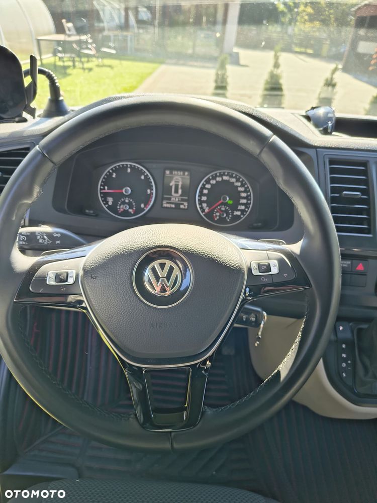 Volkswagen Transporter - 18