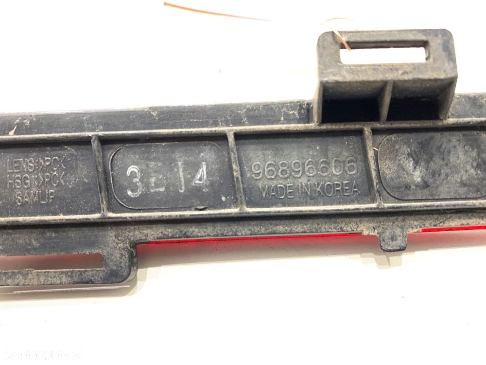 LAMPA ZDERZAKA PRAWY TYŁ  CHEVROLET ORLANDO (J309) 2010 - 2022 1.8 104 kW [141 KM] benzyna 2011 - - 3