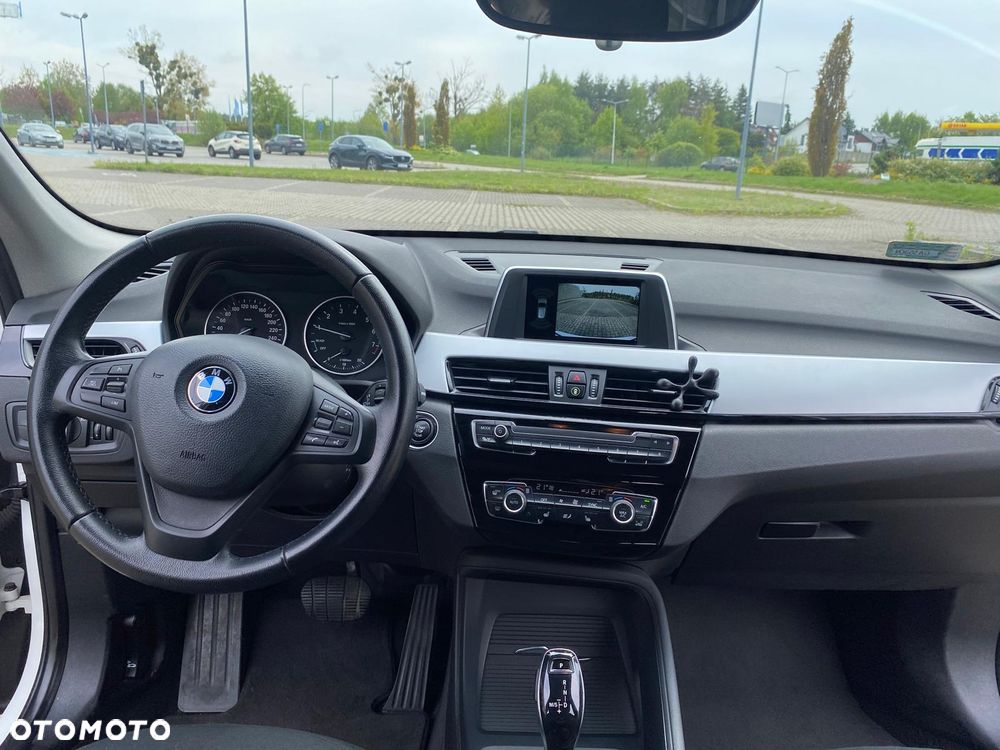 BMW X1 sDrive18i - 15