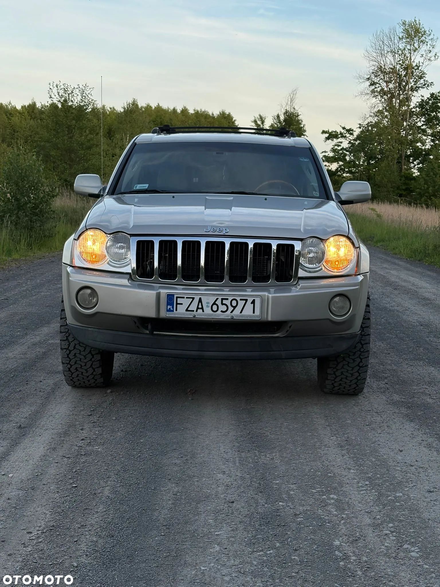Jeep Grand Cherokee 5.7 4x4 Overland - 1