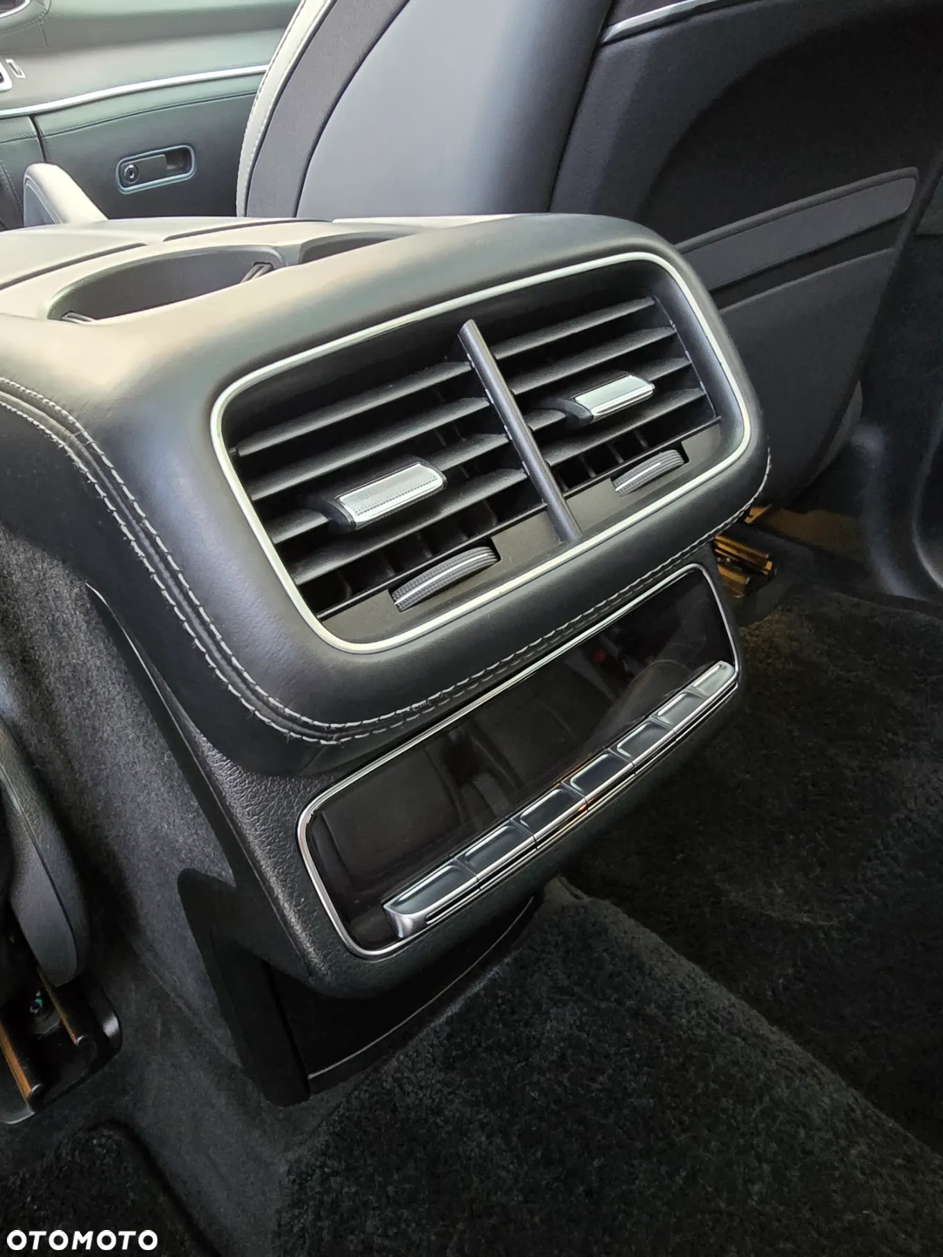 Mercedes-Benz GLS 580 4-Matic - 28