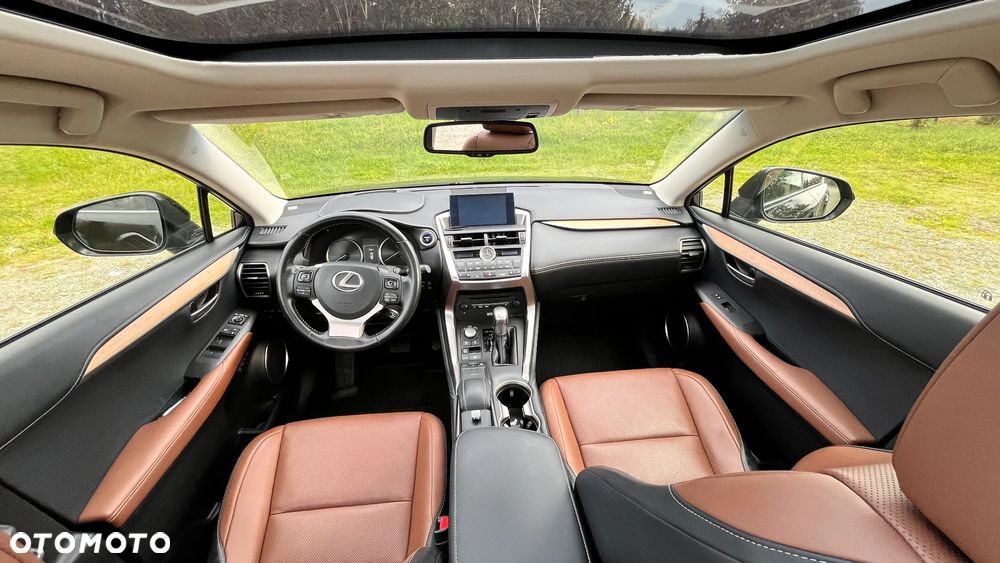 Lexus NX 300h Prestige AWD - 10