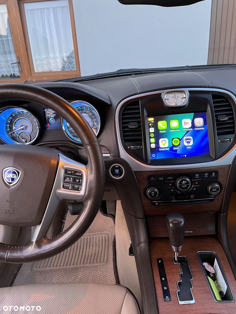 Lancia Thema 3.0CRD Executive - 11