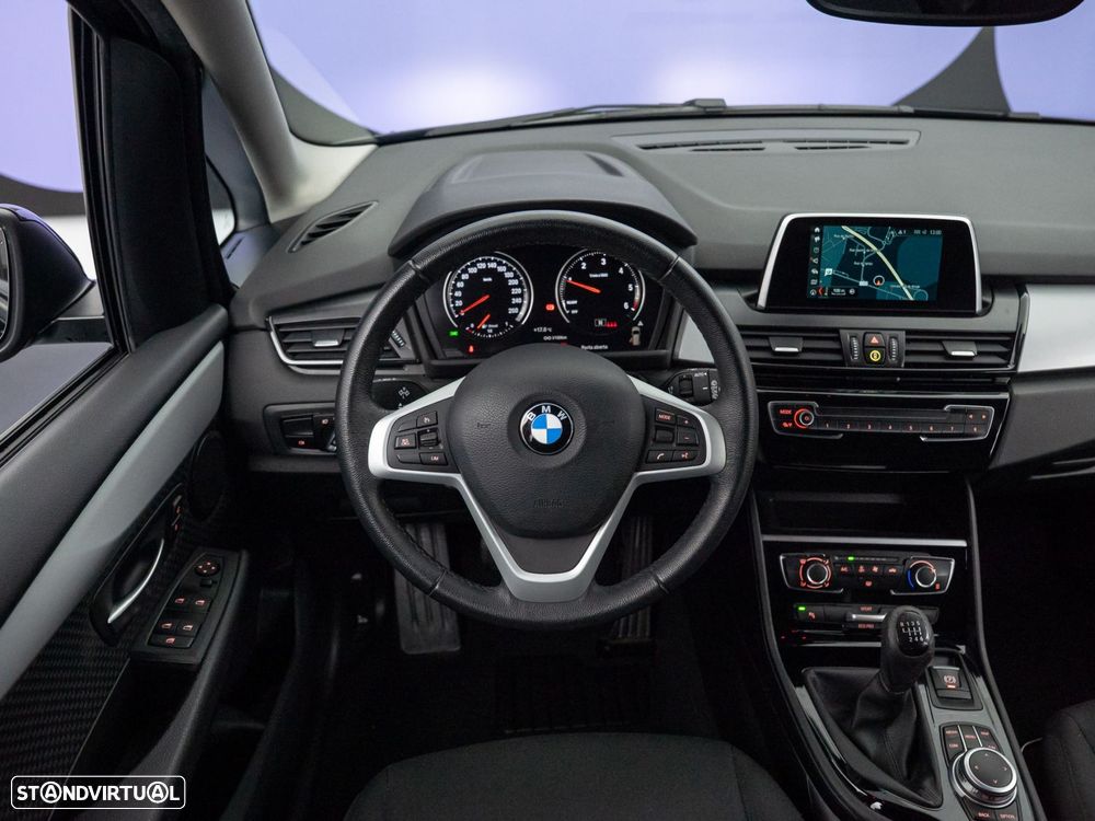 BMW 216 Active Tourer d - 13