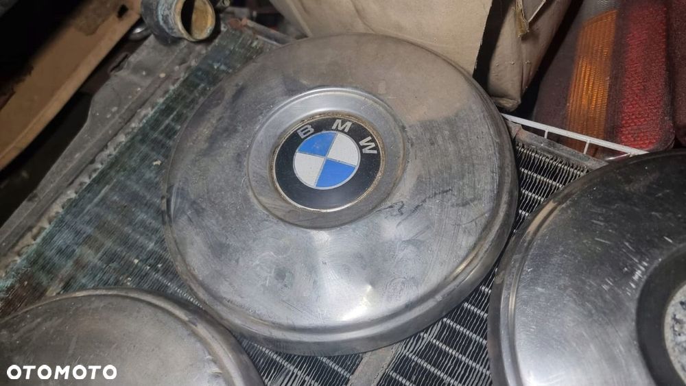 DEKIEL DEKIELKI CHROM CHROMOWANE BMW E3 2500 - 7