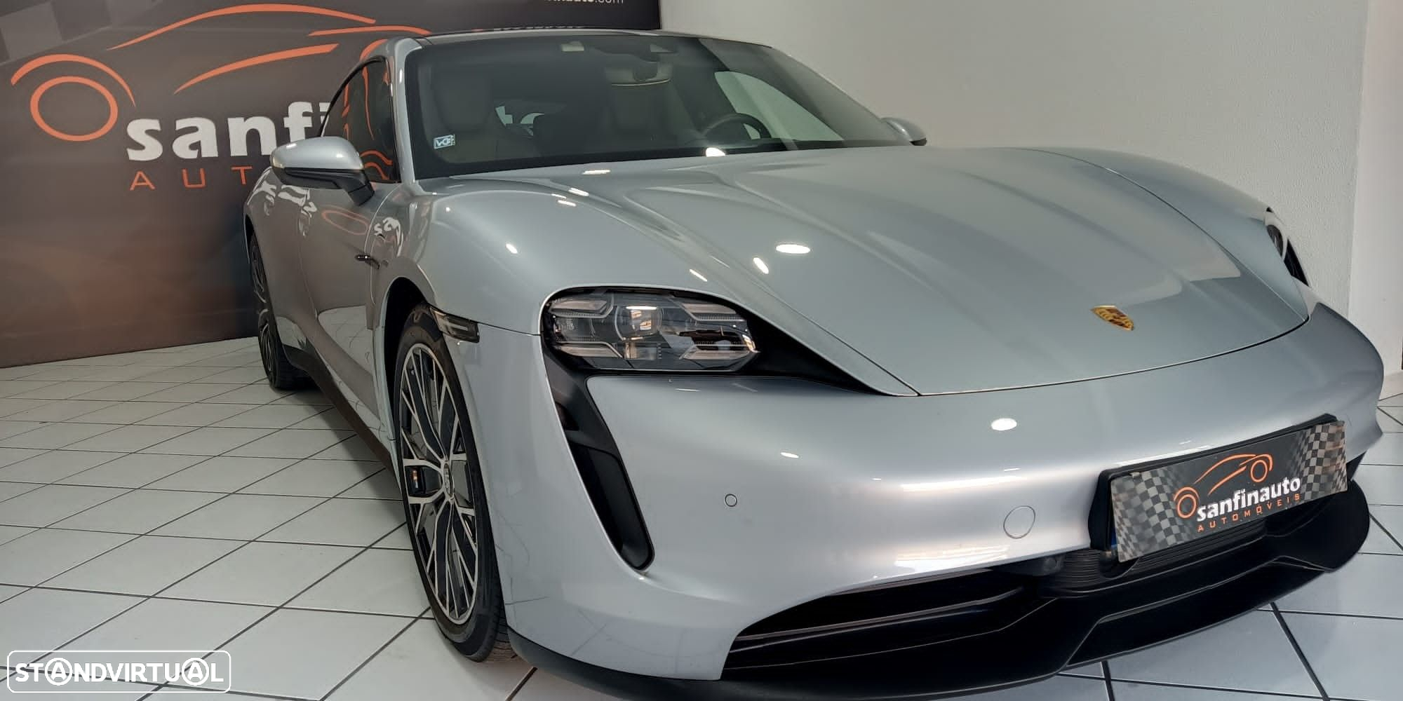 Porsche Taycan 4S - 7