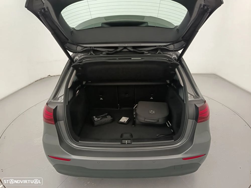 Mercedes-Benz B 250 e - 31