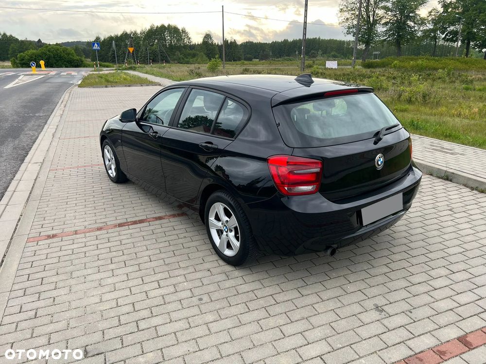 BMW Seria 1 114i Sport Line - 6