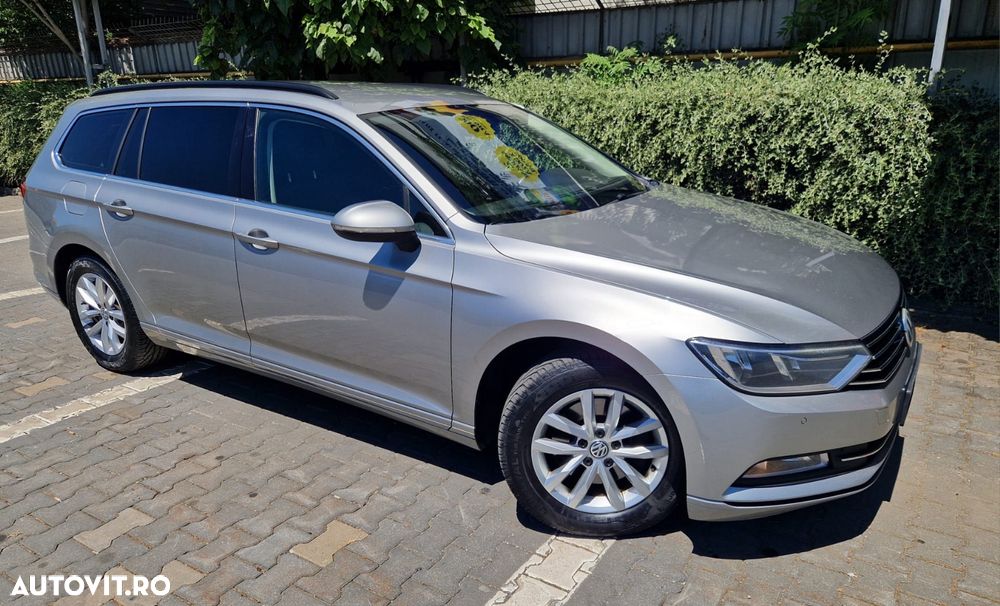 Volkswagen Passat 1.6 TDI Comfortline - 2