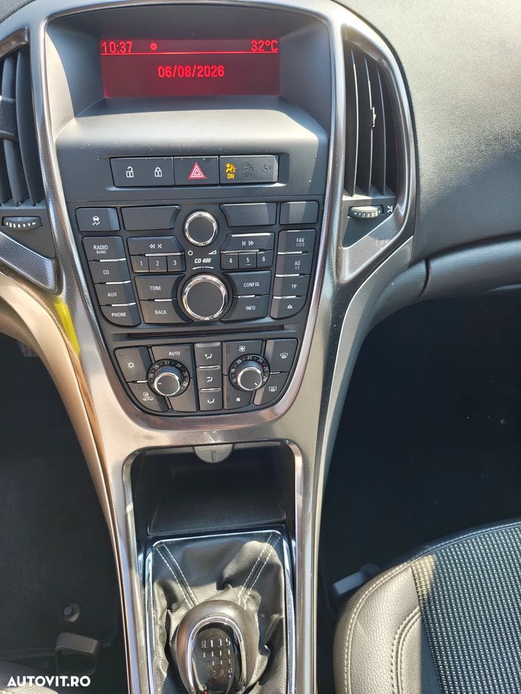 Opel Astra 1.4 Turbo Cosmo - 8