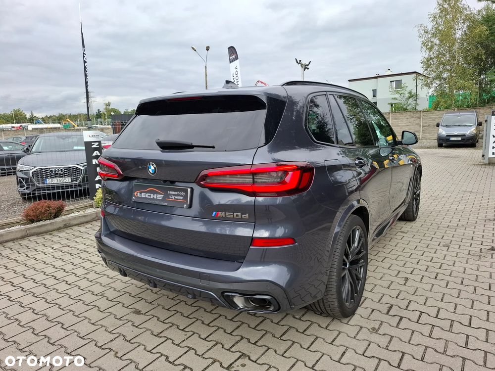 BMW X5 M M50d - 14